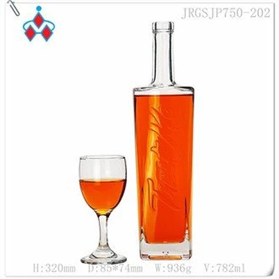 কাচের টকিলা বোতল